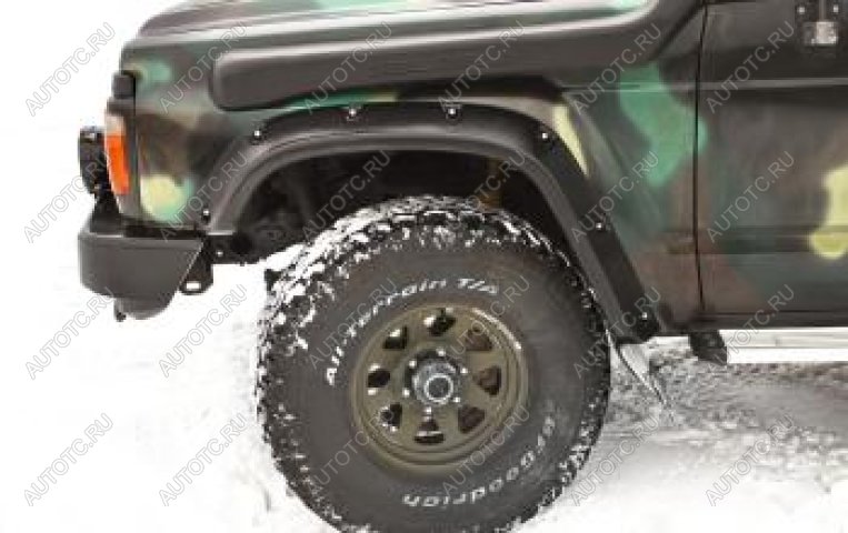 6 759 р. Расширители колесных арок (передний правый) Русская Артель  Nissan Patrol  4 (1987-1997) Y60 (шагрень)  с доставкой в г. Пермь