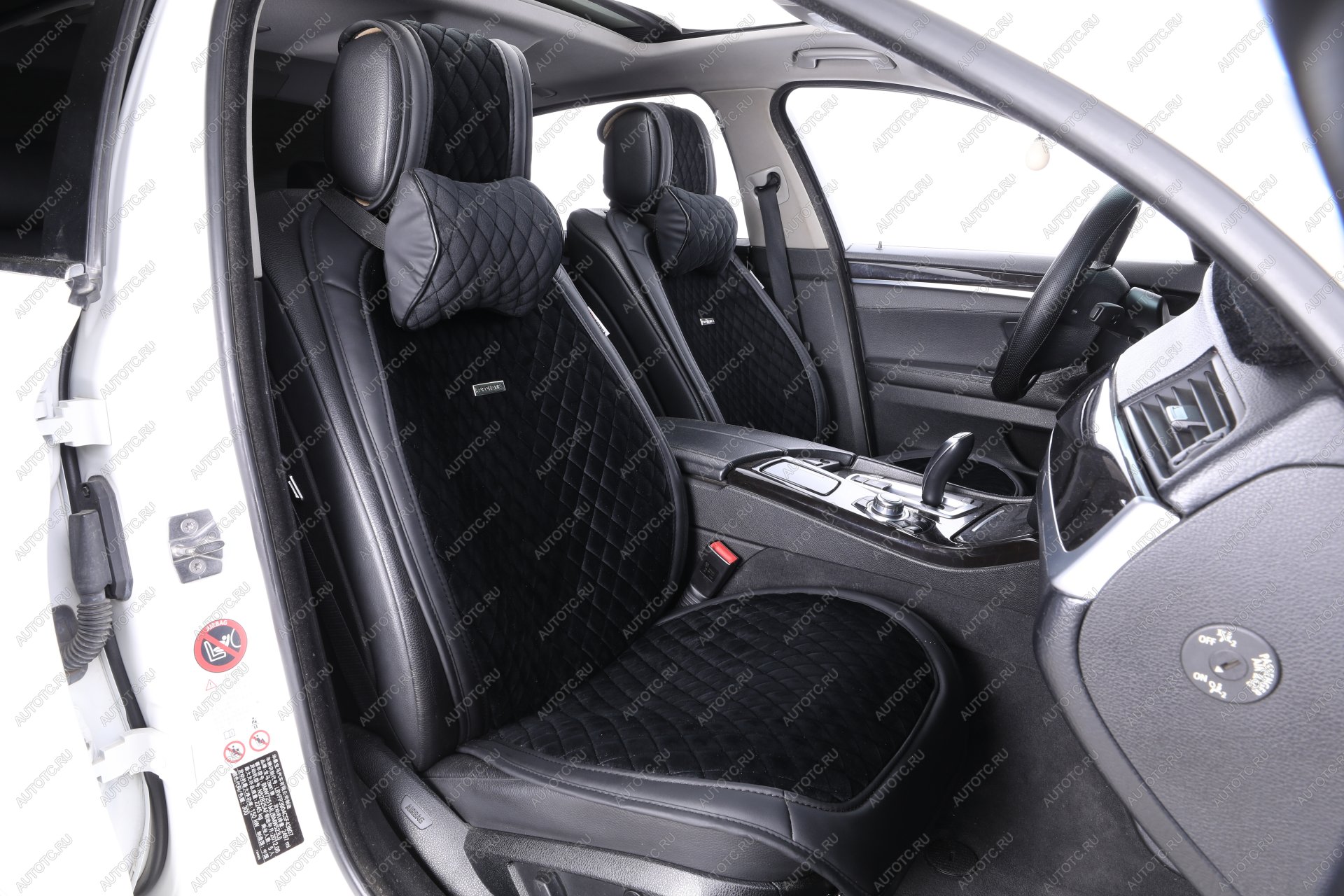 4 749 р. Накидка на сиденье (Velour велюр) Автопилот (черный) с доставкой в г. Пермь Увеличить фотографию 1 4 749 р. Накидка на сиденье (Velour велюр) Автопилот (черный) с доставкой в г. Пермь