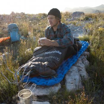 21 019 р. Мешок спальный Naturehike Ultralight CW400 M , 210х75 см, (правый) (ТК: +5C), черный Naturehike nh18c400-d-blm  с доставкой в г. Пермь. Увеличить фотографию 9