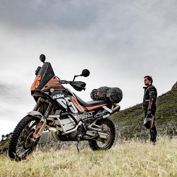 23 709 р. Палатка Naturehike Could Tourer 2-местная+ мотоцикл, алюминиевый каркас, серый Naturehike nh19zp013-g  с доставкой в г. Пермь. Увеличить фотографию 10