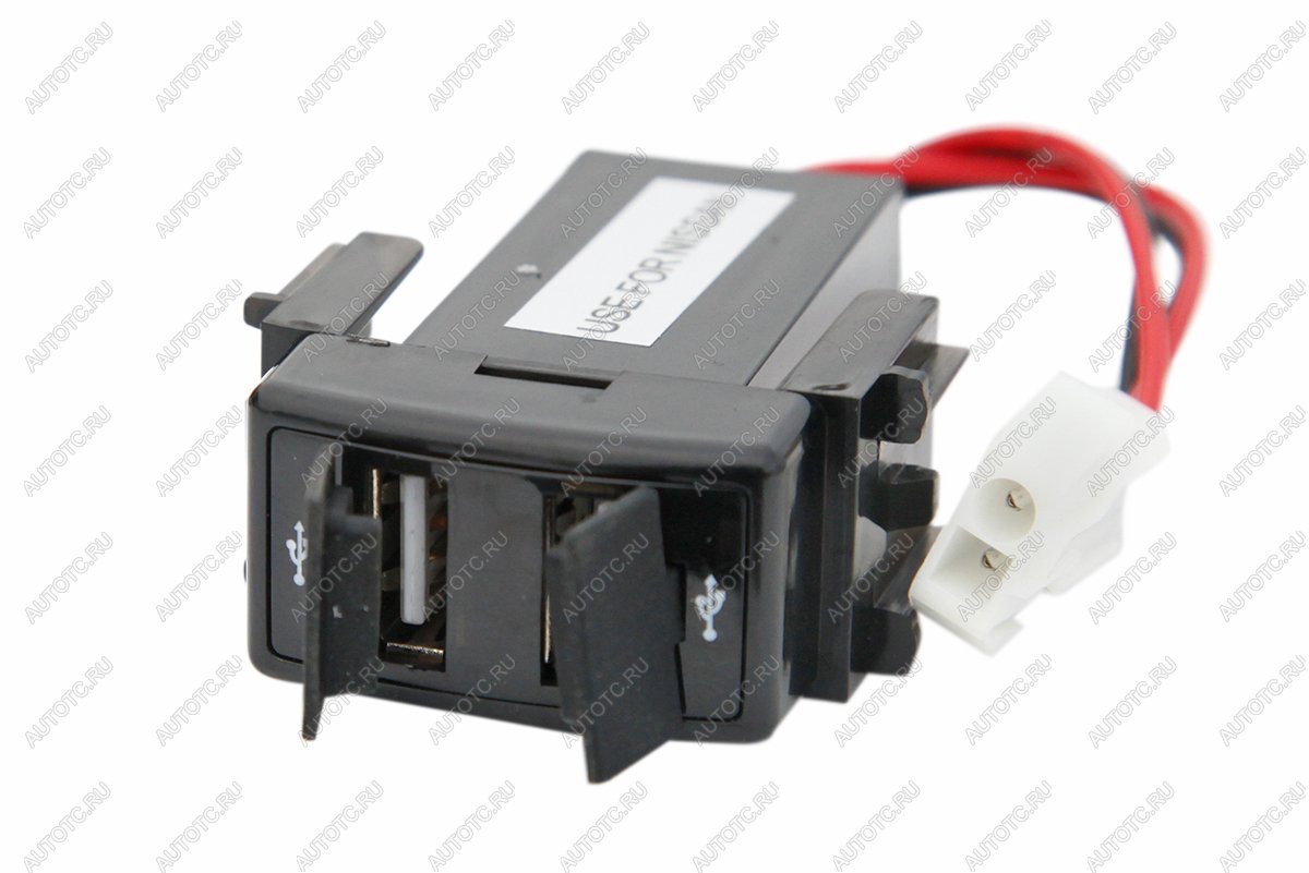1 269 р. Розетка USB 3,1A для Nissan 35x13 РИФ rif22-4-1013100  с доставкой в г. Пермь