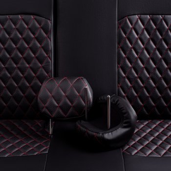 7 199 р. Комплект чехлов для сидений (РЗС 60/40, подлок., 3Г, Илана+Орегон) Lord Autofashion ТУРИН РОМБ  Chery Tiggo 7 PRO (2019-2025) (черный, вставка черная, строчка красная)  с доставкой в г. Пермь. Увеличить фотографию 2