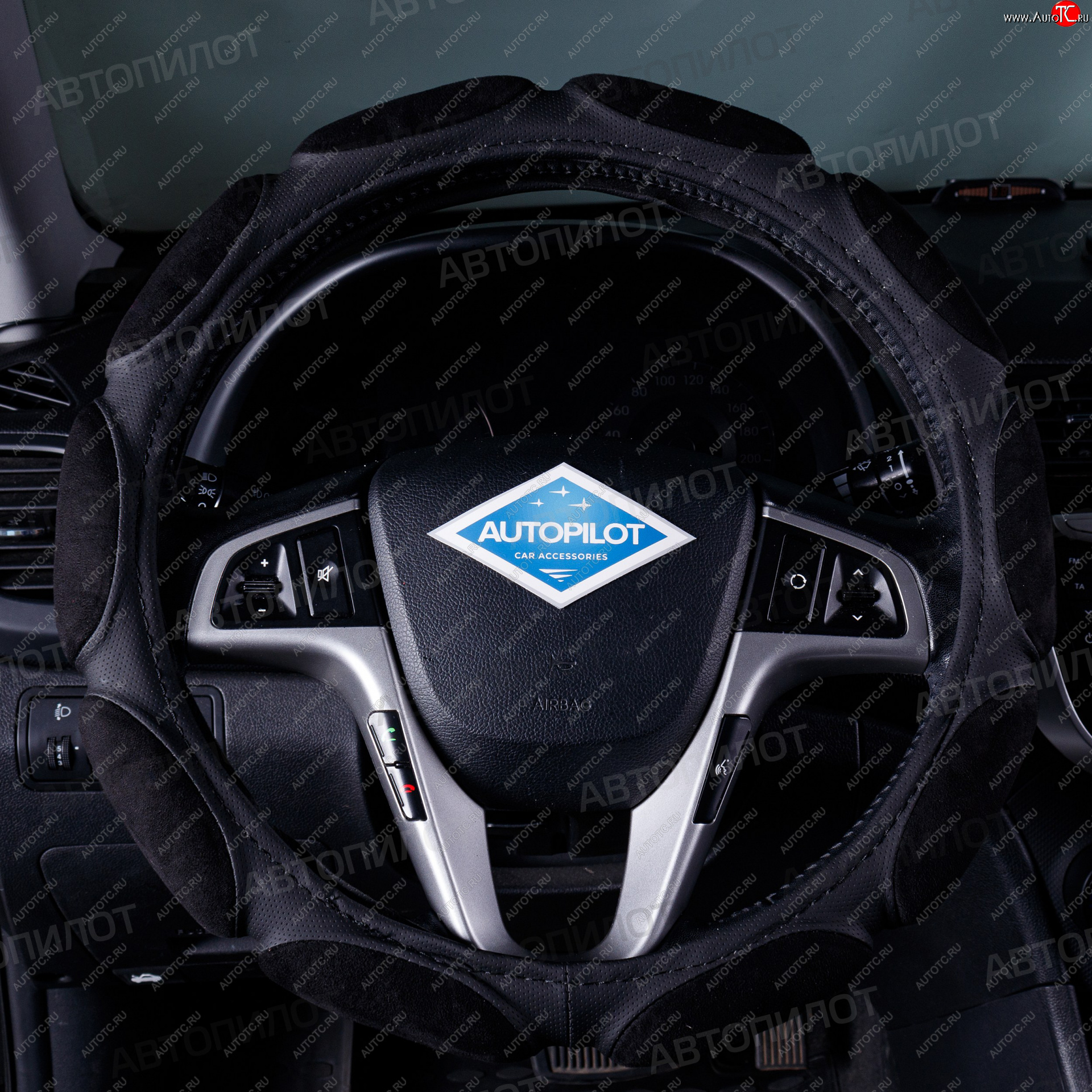 549 р. Оплетка руля (спонж, 37-39 см) Автопилот NR1752 Honda Mobilio 2 DD4,DD5 1-ый рестайлинг (2017-2019) (черный)  с доставкой в г. Пермь