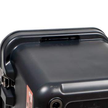 29 269 р. Термобокс IRIS HUGEL VACUUM COOLER BOX TC-40 Черный, 40 литров (55 часов)  vitc-40b  с доставкой в г. Пермь. Увеличить фотографию 4