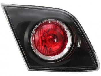 Левый фонарь (внутренний) DEPO Mazda 3/Axela  BK (2003-2006) дорестайлинг, хэтчбэк