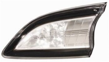 Правый фонарь (внутренний) DEPO Mazda 3/Axela  BL (2009-2011) дорестайлинг, хэтчбэк 5 дв.