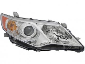 Правая фара (с электрокорректором, ксенон) BodyParts Toyota Camry  XV50 (2011-2014) дорестайлинг
