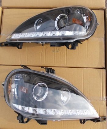 33 899 р. W163ML ФАРА Л+П (КОМПЛЕКТ) ТЮНИНГ (DEVIL EYES) ЛИНЗОВАН С ДИОД ППРОТИВОТУМ (JUNYAN) ВНУТРИ ЧЕРН JUNYAN md16398-002b-n  с доставкой в г. Пермь. Увеличить фотографию 1