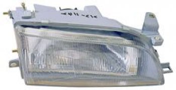 Правая фара (без корректора) BodyParts Toyota Corolla  E110 (1997-2000) седан дорестайлинг