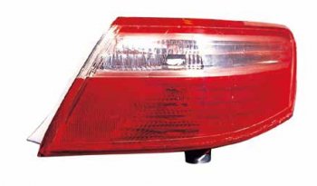 Правый фонарь DEPO Toyota Camry  XV40 (2006-2008) дорестайлинг