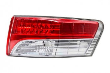 Фонарь задний правый внешний (диодный) DEPO Toyota Avensis  T270 седан (2008-2011) дорестайлинг