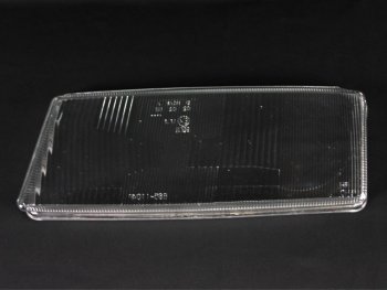 Левое стекло передней фары (пр-во Китай) BodyParts Skoda Octavia ( Tour A4 1U5,  Tour A4 1U2) (1996-2000) универсал дорестайлинг, лифтбэк дорестайлинг