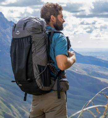 9 319 р. Рюкзак туристический Naturehike 60 л, черный  nh19bp095-b  с доставкой в г. Пермь. Увеличить фотографию 5
