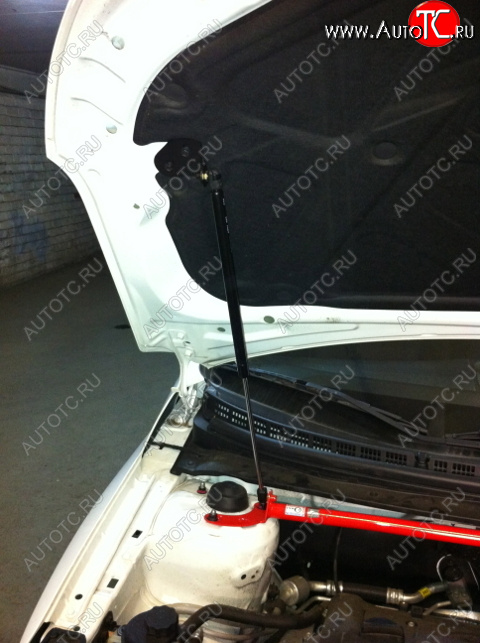 2 449 р. Упор капота Kia Cerato II (2009-2013) ТехноМастер ТехноМастер 8231.8900.04  с доставкой в г. Пермь