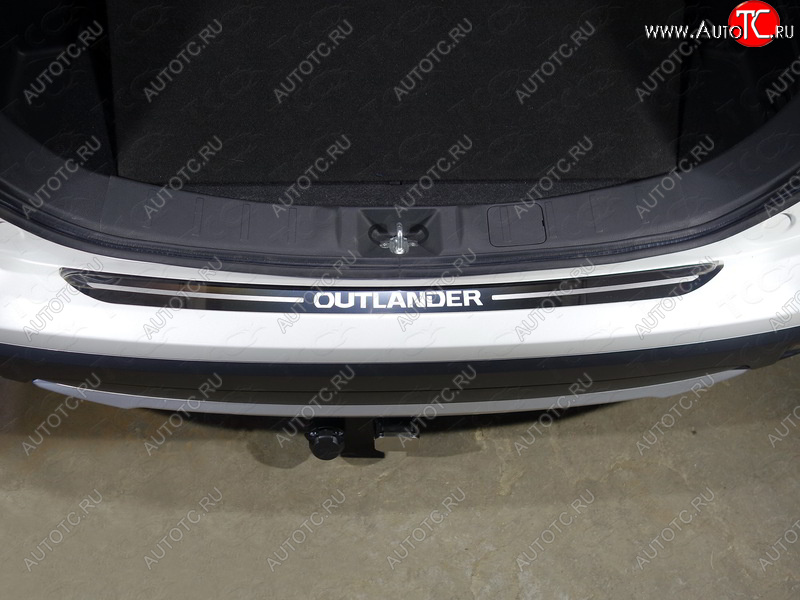 1 000 000 р. Накладка на задний бампер ТСС Тюнинг  Mitsubishi Outlander  GF (2015-2018) 2-ой рестайлинг (лист зеркальный надпись OUTLANDER)  с доставкой в г. Пермь