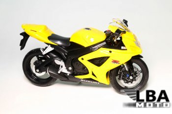 1 599 р. Модель мотоцикла Suzuki GSX-R600 06-07 Желтого цвета масштаб 112  пм-00002218  с доставкой в г. Пермь. Увеличить фотографию 1