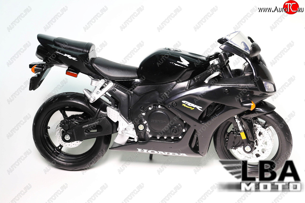 1 599 р. Модель мотоцикла Honda CBR1000RR 06-07 Черного цвета масштаб 112  пм-00002219  с доставкой в г. Пермь