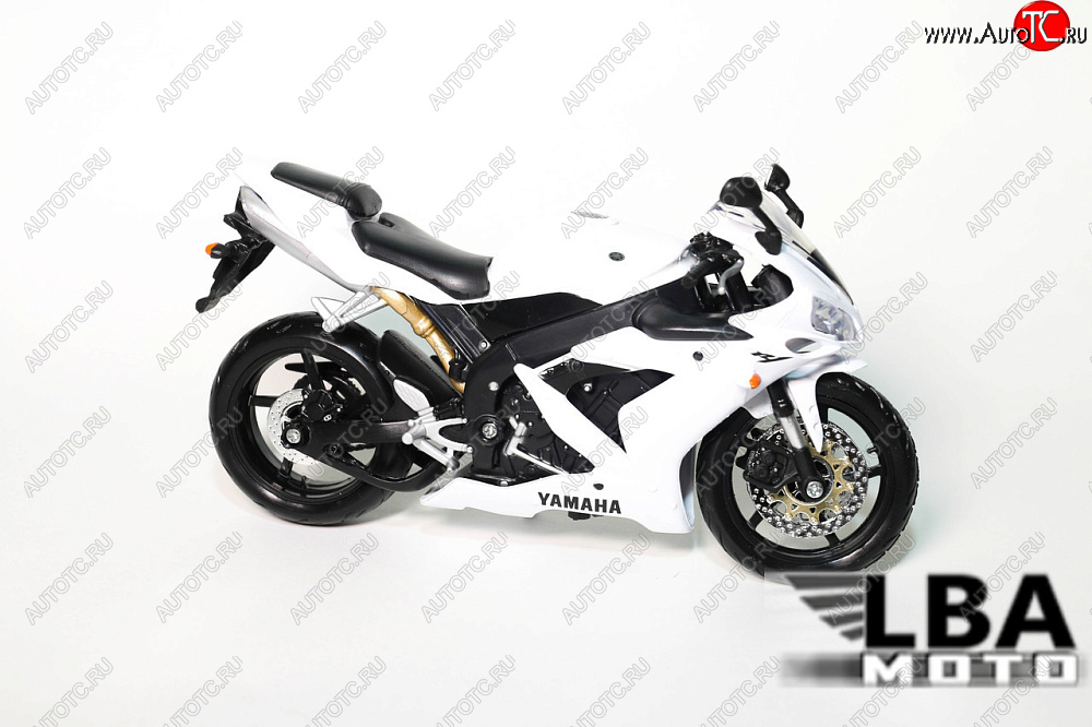1 599 р. Модель мотоцикла Yamaha YZF-R1 04-06 Белого цвета масштаб 112  лб-00000320  с доставкой в г. Пермь