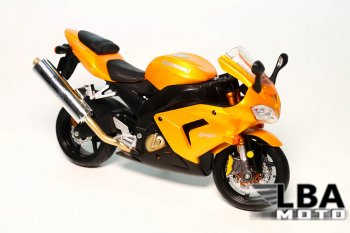 1 599 р. Модель мотоцикла Kawasaki Ninja ZX-10R Оранжевого цвета масштаб 112  лб-00000326  с доставкой в г. Пермь. Увеличить фотографию 1
