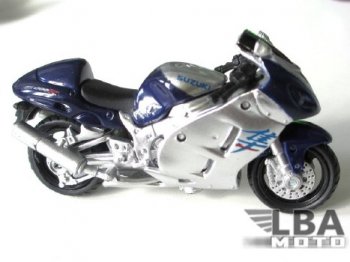 1 599 р. Модель мотоцикла Suzuki GSX-R1300 Синего цвета масштаб 112  пм-00002483  с доставкой в г. Пермь. Увеличить фотографию 1