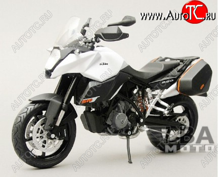 1 599 р. Модель мотоцикла KTM 990SM Белого цвета масштаб 112  пм-00002496  с доставкой в г. Пермь