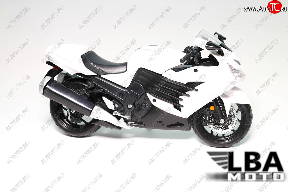 1 599 р. Модель мотоцикла Kawasaki Ninja ZX-14R Белого цвета масштаб 112  пм-00004979  с доставкой в г. Пермь
