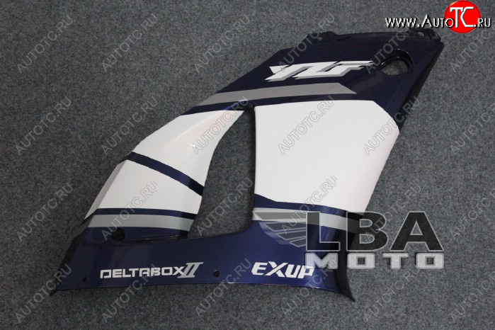 3 779 р. Правый верхний боковой пластик для Yamaha R1 00-01 Без цвета  пм-00000559  с доставкой в г. Пермь