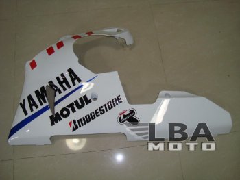 5 749 р. Левый нижний боковой пластик для Yamaha R1 98-99 Без цвета  пм-00000571  с доставкой в г. Пермь. Увеличить фотографию 1