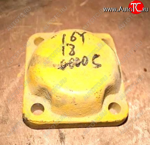 999 р. Крышка кронштейна крепления подшипника SD16 SHANTUI 16y-18-00005  с доставкой в г. Пермь