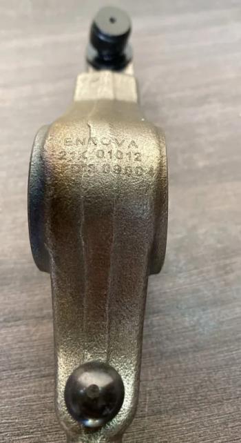 2 759 р. Коромысло впускного клапана ГРМ CA6DL2 3250 E5 ориг. FAW 1007110-630-000y  с доставкой в г. Пермь. Увеличить фотографию 2