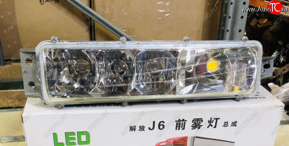 4 479 р. Фара противотуманная правая FAW J6 LED ЧЕРНАЯ FAW 3732020-53ab  с доставкой в г. Пермь