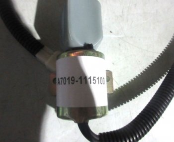 5 599 р. Клапан электромагнитный остановки двигателя (глушилка) YC6108YC6J125 (!!!УЦЕНКА: возможен нетоварный вид!!!) WEICHAI a-7019-1115100g7001-1115  с доставкой в г. Пермь. Увеличить фотографию 3