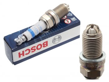 819 р. Свеча зажигания AUDI A3A4A6RENAULT LOGANDUSTER 04-SKODA OCTAVIA 04-RAPID 12-VW GOLFJETTA 05- BOSCH 0242232502  с доставкой в г. Пермь. Увеличить фотографию 1