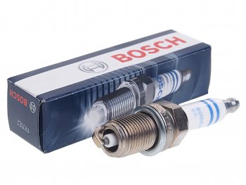 659 р. Свеча зажигания BOSCH BOSCH 0242235797  с доставкой в г. Пермь. Увеличить фотографию 1