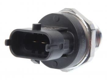 13 199 р. Датчик давления топлива DAF RENAULT BOSCH BOSCH 0281006186  с доставкой в г. Пермь. Увеличить фотографию 2