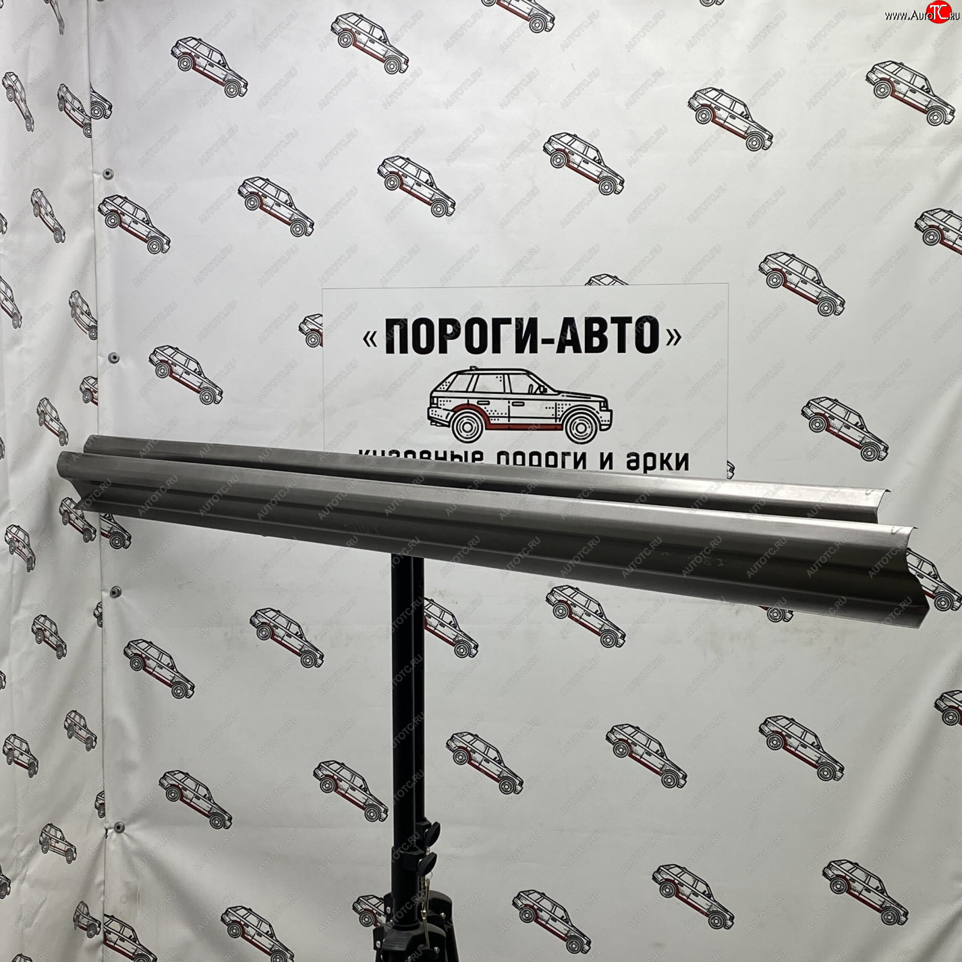 1 989 р. Правый порог (Ремкомплект) Пороги-Авто Toyota Hilux AN120 1-ый рестайлинг (2017-2020) (холоднокатаная сталь 1 мм)  с доставкой в г. Пермь