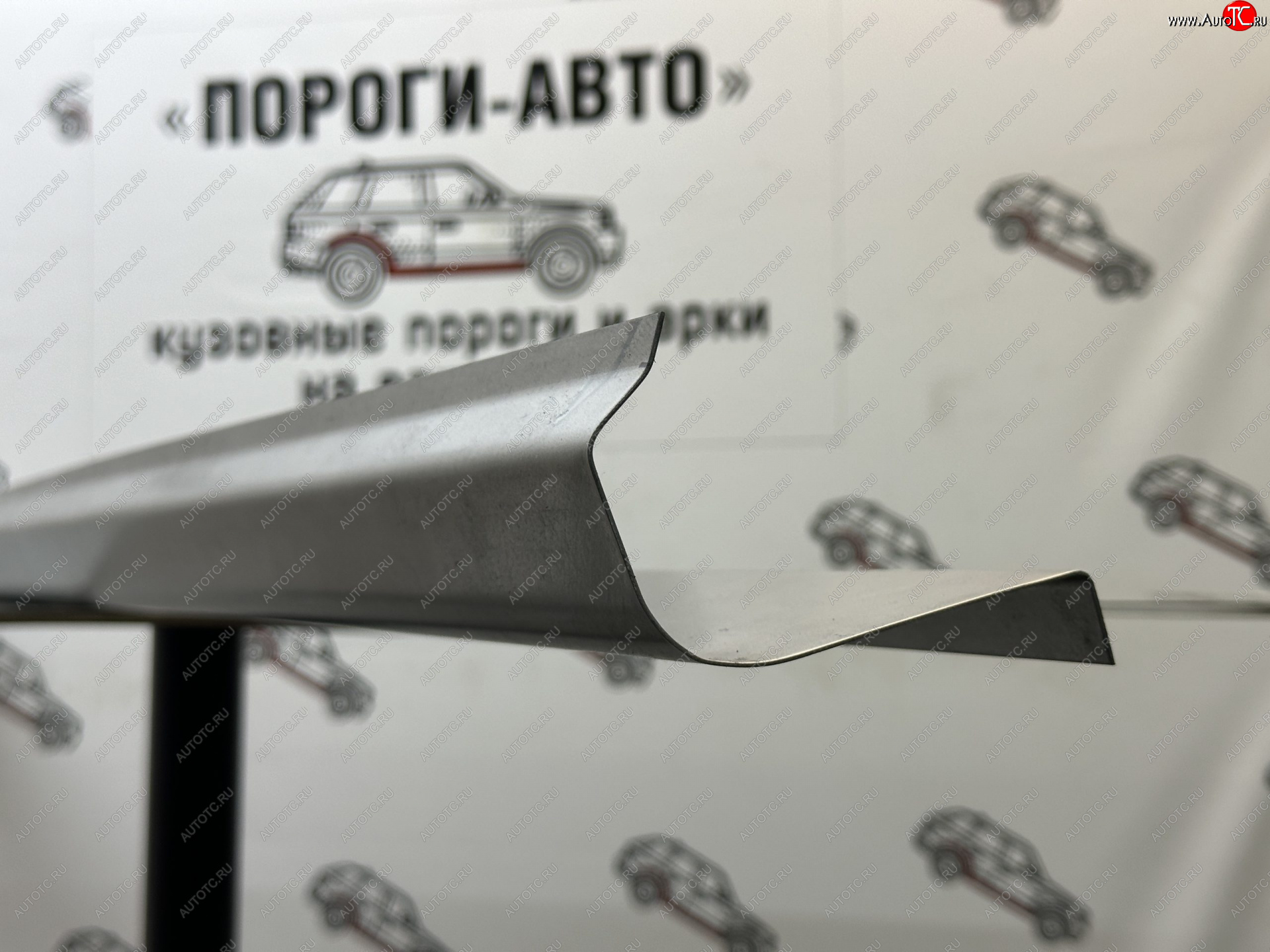 1 989 р. Левый ремонтный порог ПОРОГИ-АВТО  Mitsubishi Pajero  1 L040 (1982-1991) (холоднокатаная сталь 1 мм)  с доставкой в г. Пермь