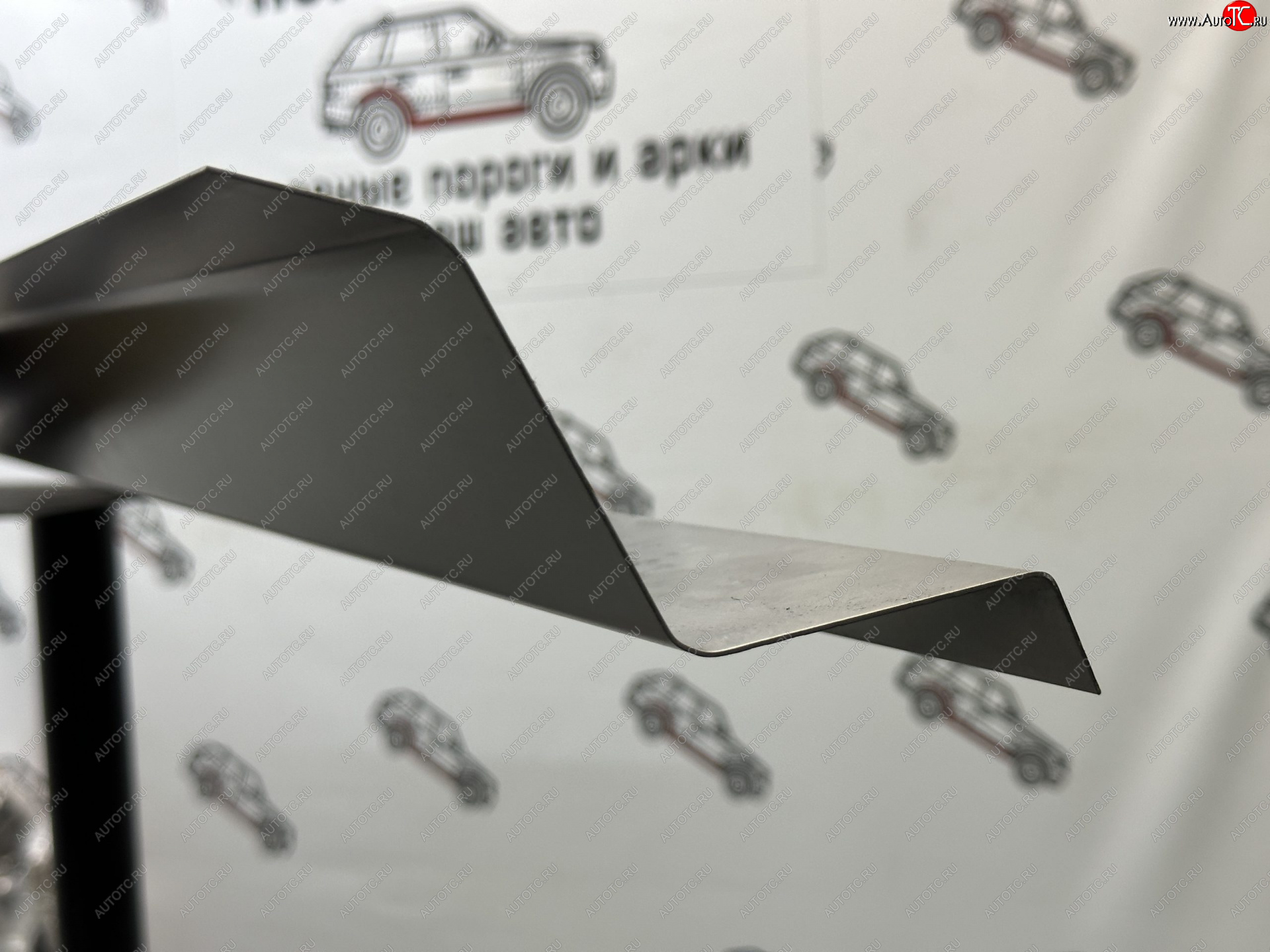 1 989 р. Правый внутренний ремонтный порог (ответка) ПОРОГИ-АВТО  Toyota Land Cruiser  200 (2007-2021) дорестайлинг, 1-ый рестайлинг, 2-ой рестайлинг (холоднокатаная сталь 1 мм)  с доставкой в г. Пермь