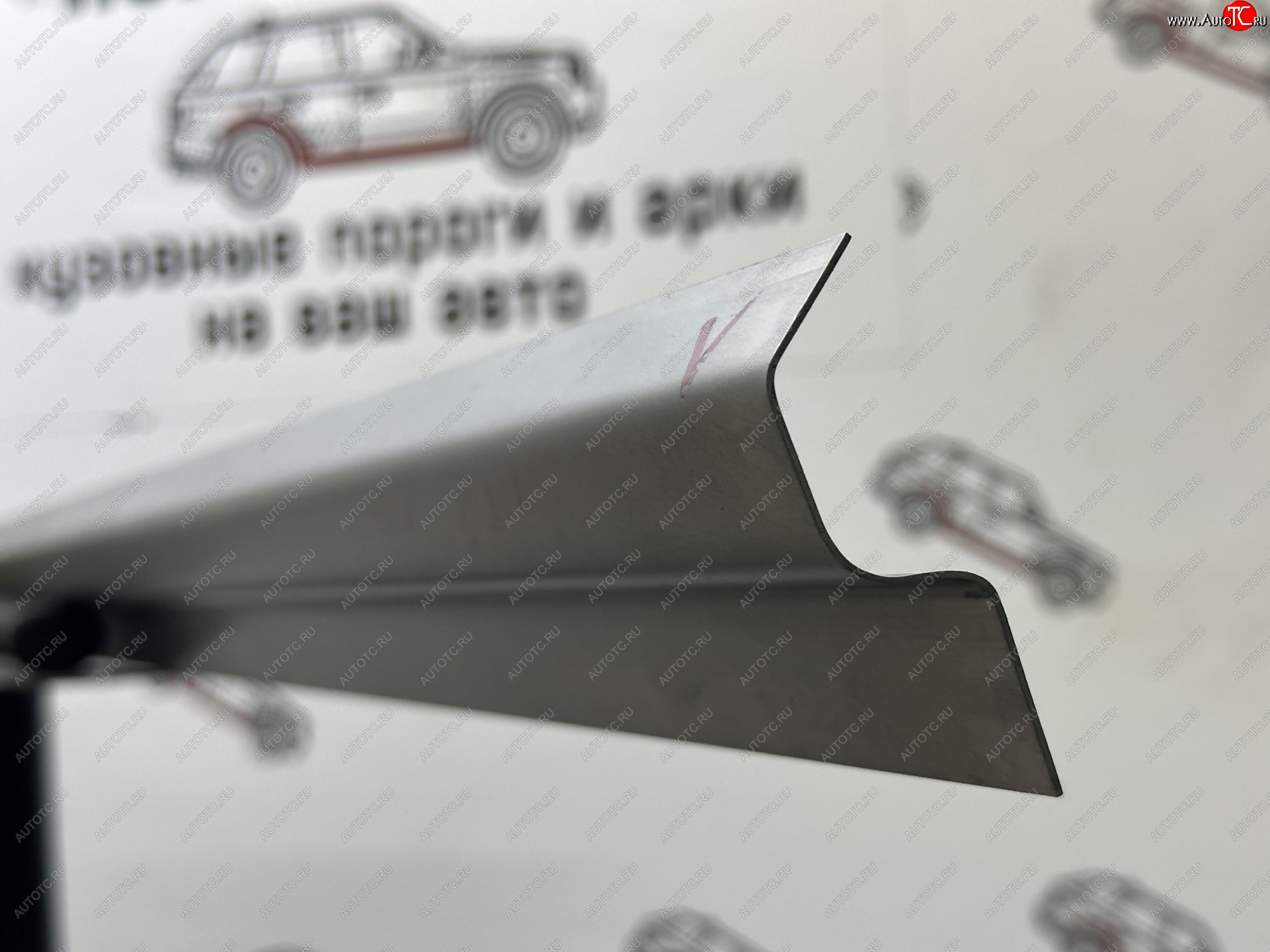 1 989 р. Порог сдвижной двери (Ремомплект) ответная часть Пороги-Авто Toyota Previa 2 (2000-2006) (холоднокатаная сталь 1 мм)  с доставкой в г. Пермь