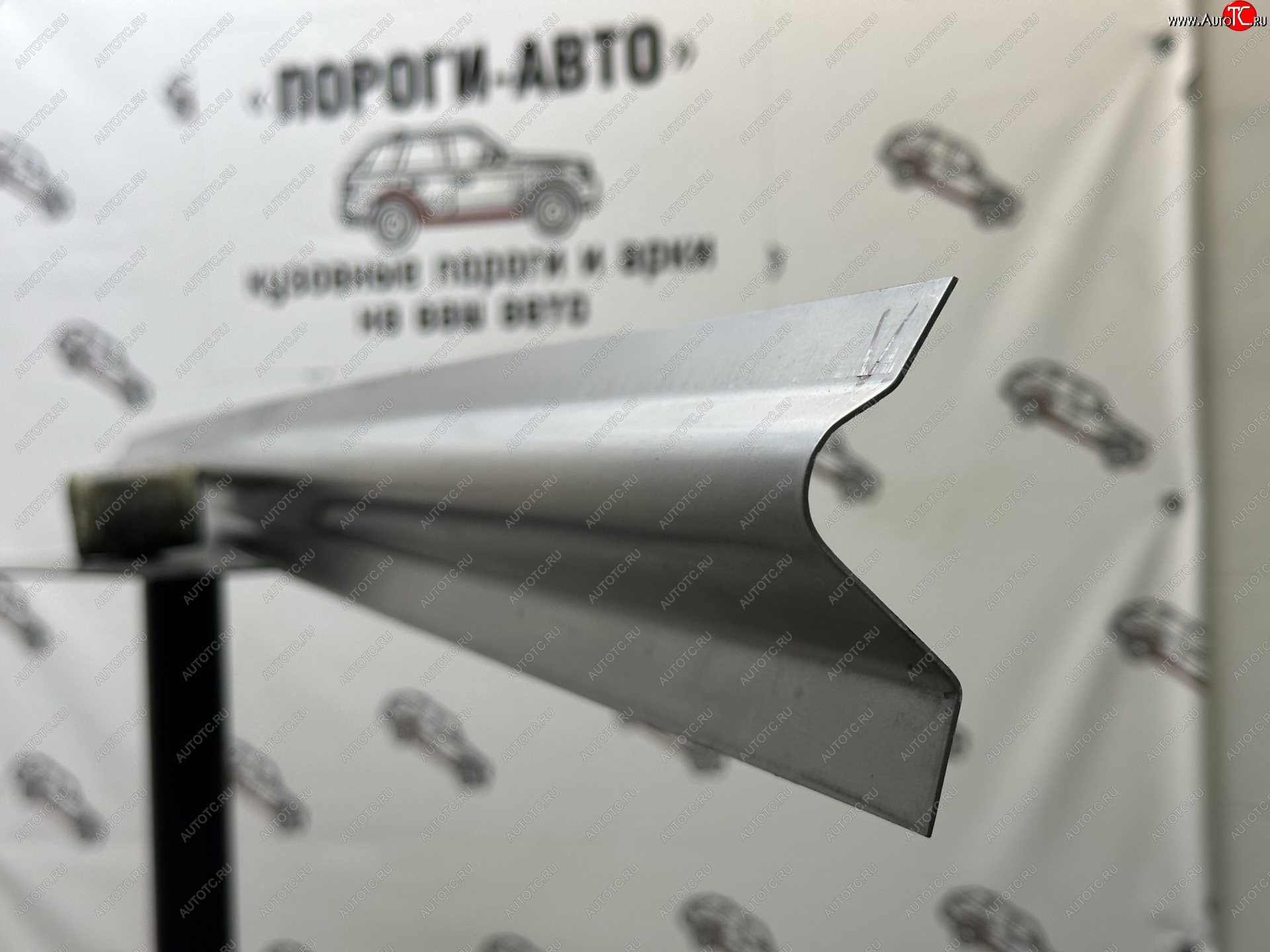 1 989 р. Правый ремонтный порог ПОРОГИ-АВТО Toyota Previa 2 (2000-2006) (холоднокатаная сталь 1 мм)  с доставкой в г. Пермь