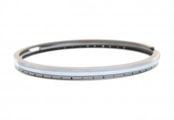 6 499 р. Кольца поршневые SCANIA P,G,R,T series дв.DC13 d=130.00 (на 1 поршень) MAHLE MAHLE 061rs001100n0  с доставкой в г. Пермь. Увеличить фотографию 2