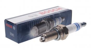 619 р. Свеча зажигания UR6DE BOSCH BOSCH 0242040502  с доставкой в г. Пермь. Увеличить фотографию 1