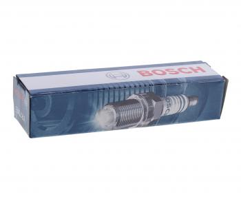 379 р. Свеча зажигания HYUNDAI i20 (09-) YR7ME (0.7) BOSCH BOSCH 0242135545  с доставкой в г. Пермь. Увеличить фотографию 3