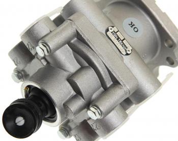3 199 р. Кран DAF F65,75,85,95,65,75,85CF,95XF тормозной главный YON YON 05.5741.00 YON 05.5741.00  с доставкой в г. Пермь. Увеличить фотографию 3