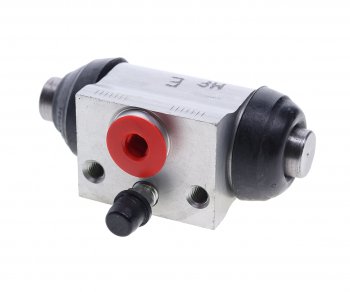 1 579 р. Цилиндр тормозной задний FORD Focus (11-) левый/правый BOSCH BOSCH 0986475989 BOSCH 0986475989  с доставкой в г. Пермь. Увеличить фотографию 1