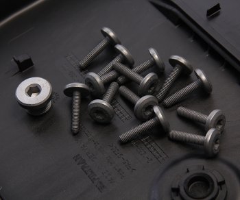 12 099 р. Фильтр масляный АКПП BMW 1 (E83) с поддоном в сборе ZF ZF 1087298437  с доставкой в г. Пермь. Увеличить фотографию 3