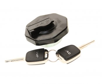 2 859 р. Крышка бака топливного JAC N56 КАМАЗ Компас-5 с ключами OE JAC 1103010ld291  с доставкой в г. Пермь. Увеличить фотографию 1