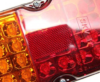 659 р. Фонарь задний ГАЗ,ЗИЛ,КАМАЗ,МАЗ светодиодный 12V SKV SKV 132.3716-32  с доставкой в г. Пермь. Увеличить фотографию 3