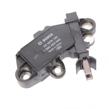 5 399 р. Реле регулятор PEUGEOT Boxer CITROEN Jumper FIAT Ducato FORD Transit напряжения генератора BOSCH BOSCH 1986ae0043  с доставкой в г. Пермь. Увеличить фотографию 1
