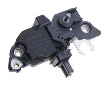 3 389 р. Реле регулятор MERCEDES C (CL203,W203,S203) напряжения генератора BOSCH BOSCH 1986ae0126  с доставкой в г. Пермь. Увеличить фотографию 1